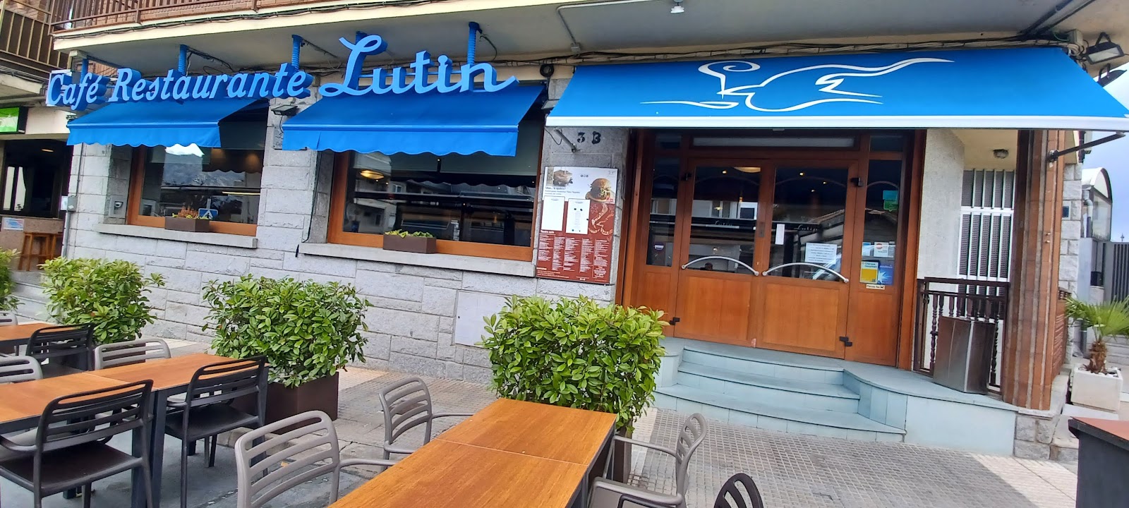 LUTÍN CAFÉ RESTAURANTE